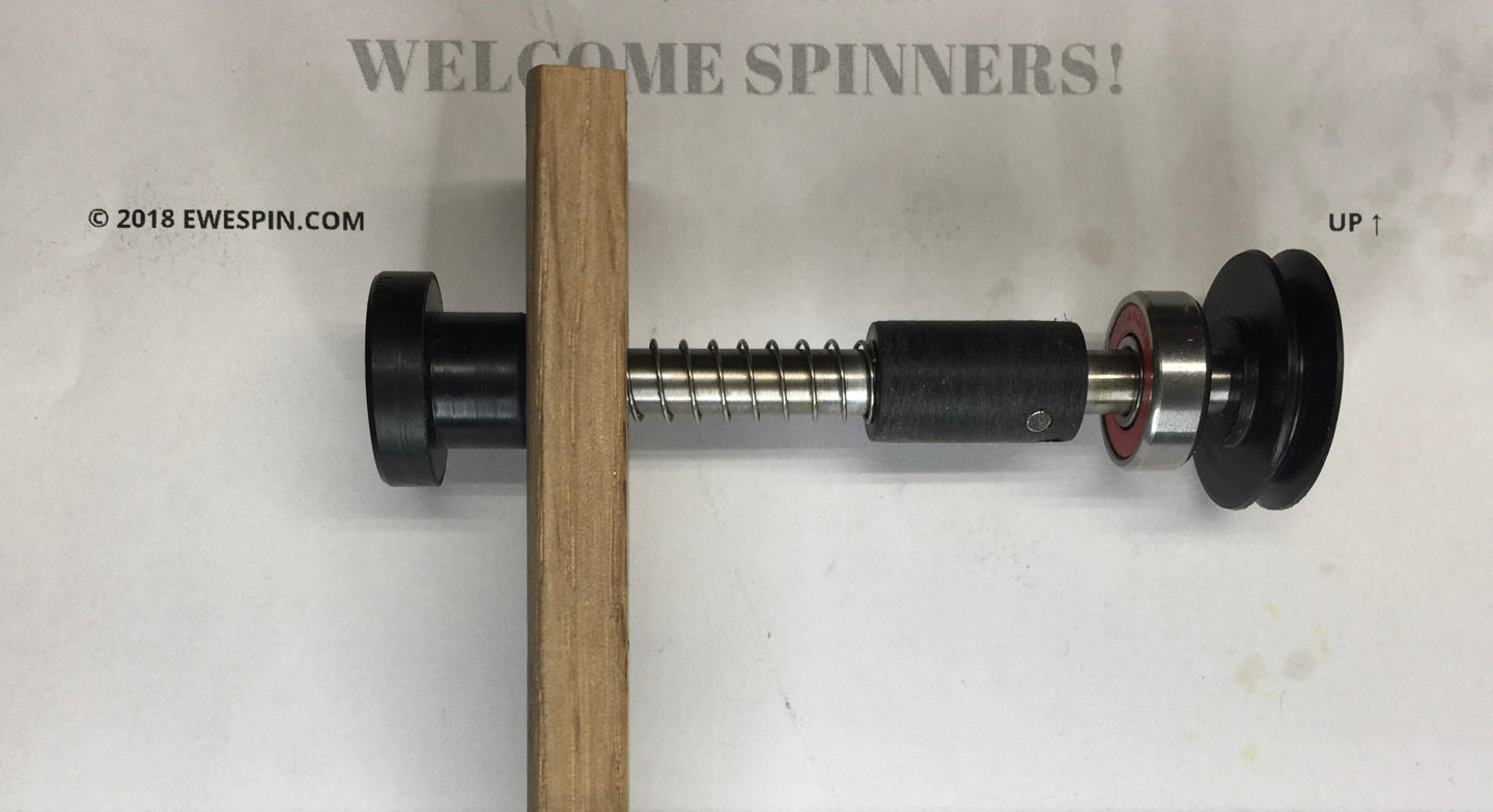 Pullpin bobbin quick release (mechanism)
